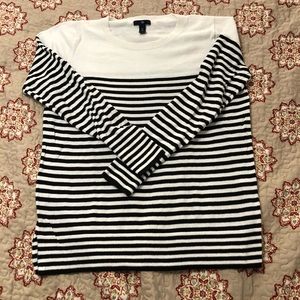 Gap Lightweight sweater